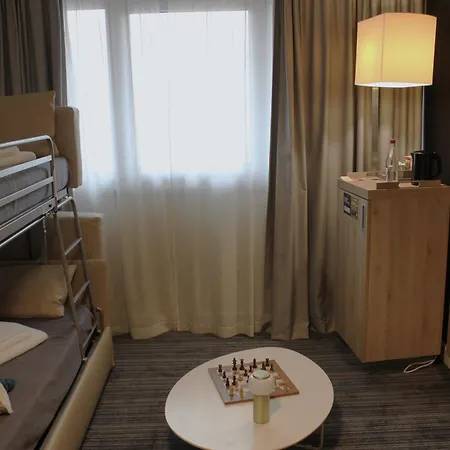 Mercure Centre Saint-georges Otel 4*